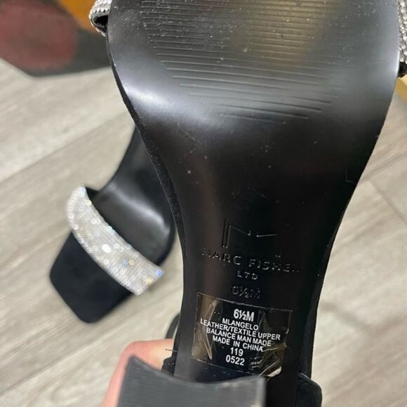 MARC FISHER LTD Angelo Ankle Strap Cocktail‎ Heel Sandals in Black Suede 6.5 - Picture 9 of 10